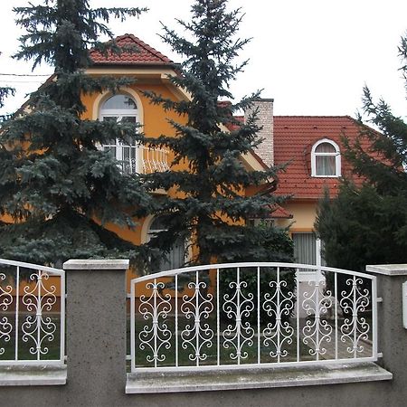 Jobor Vendeghaz Ξενοδοχείο Győrújbarát Εξωτερικό φωτογραφία